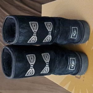 Ugg classic short boots